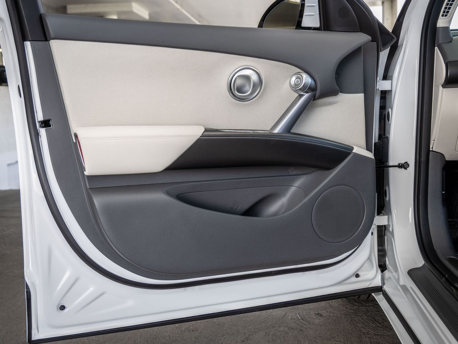 2026 Genesis GV60 Base