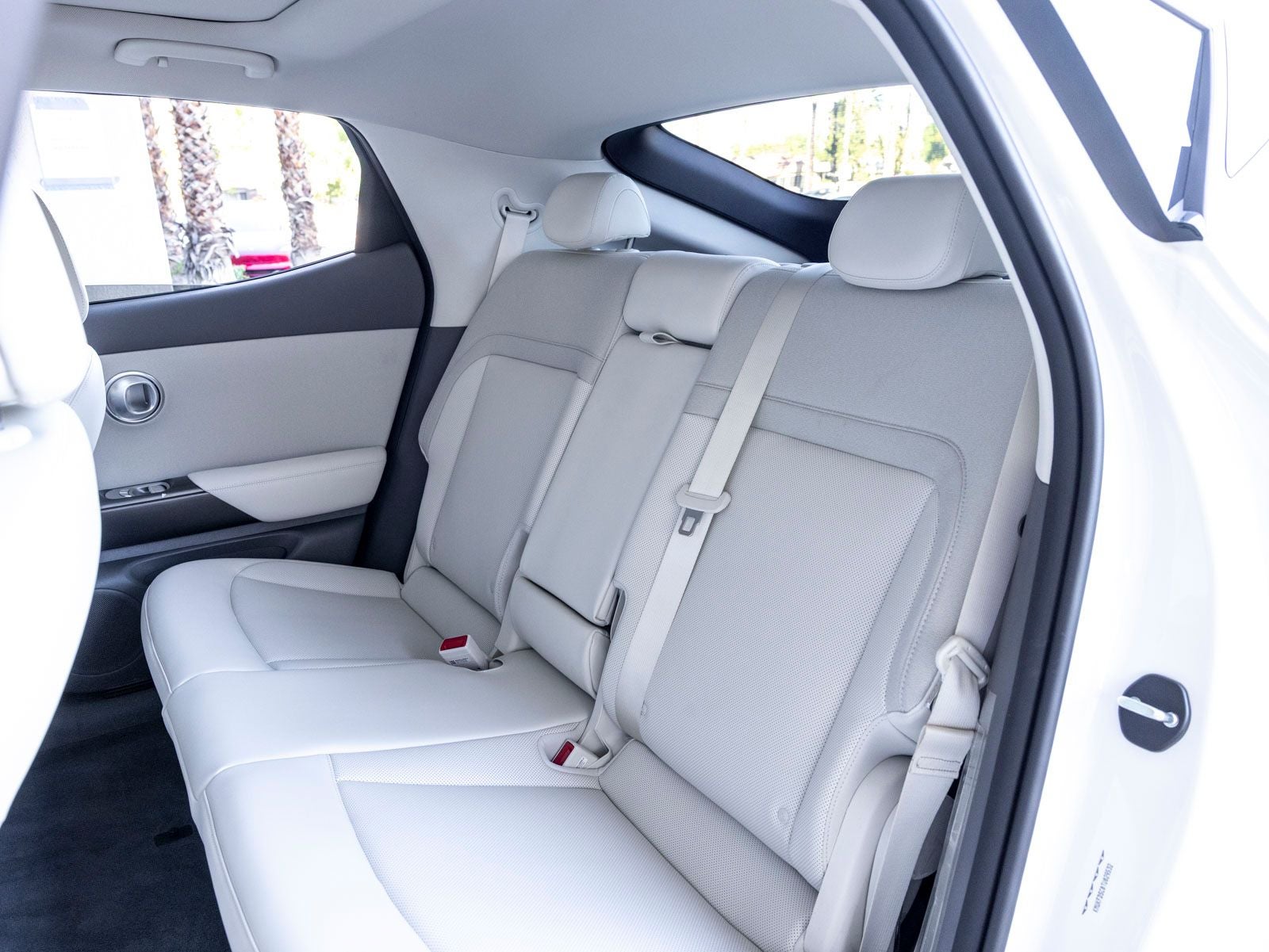 2026 Genesis GV60 19"