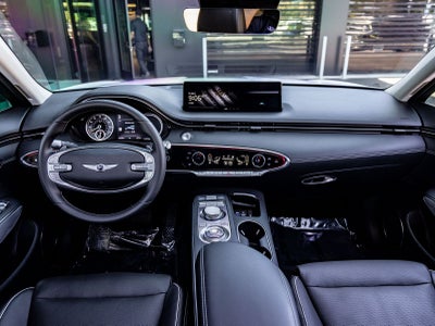 2025 Genesis GV70 2.5T