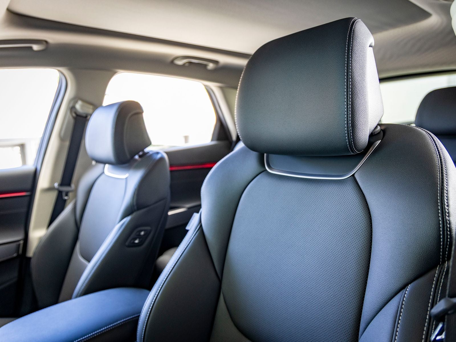 2027 Genesis GV70 2.5T Select