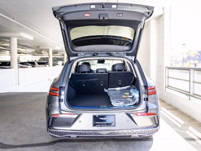 2027 Genesis GV70 2.5T Select