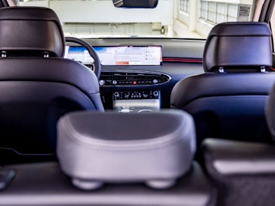 2027 Genesis GV70 2.5T Select