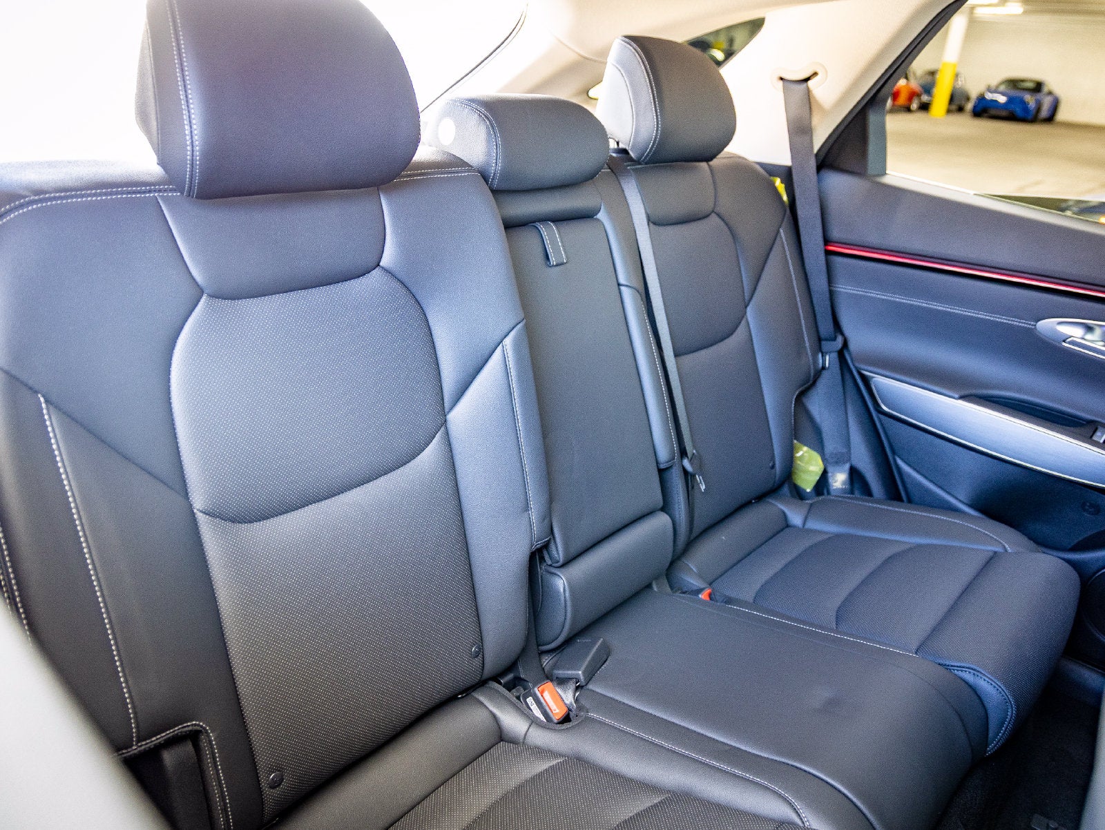 2027 Genesis GV70 2.5T Select