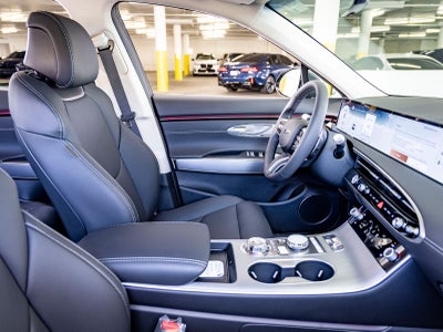 2027 Genesis GV70 2.5T Select