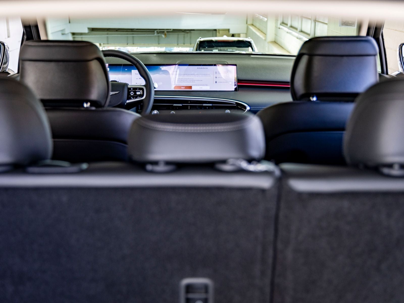 2027 Genesis GV70 2.5T Select