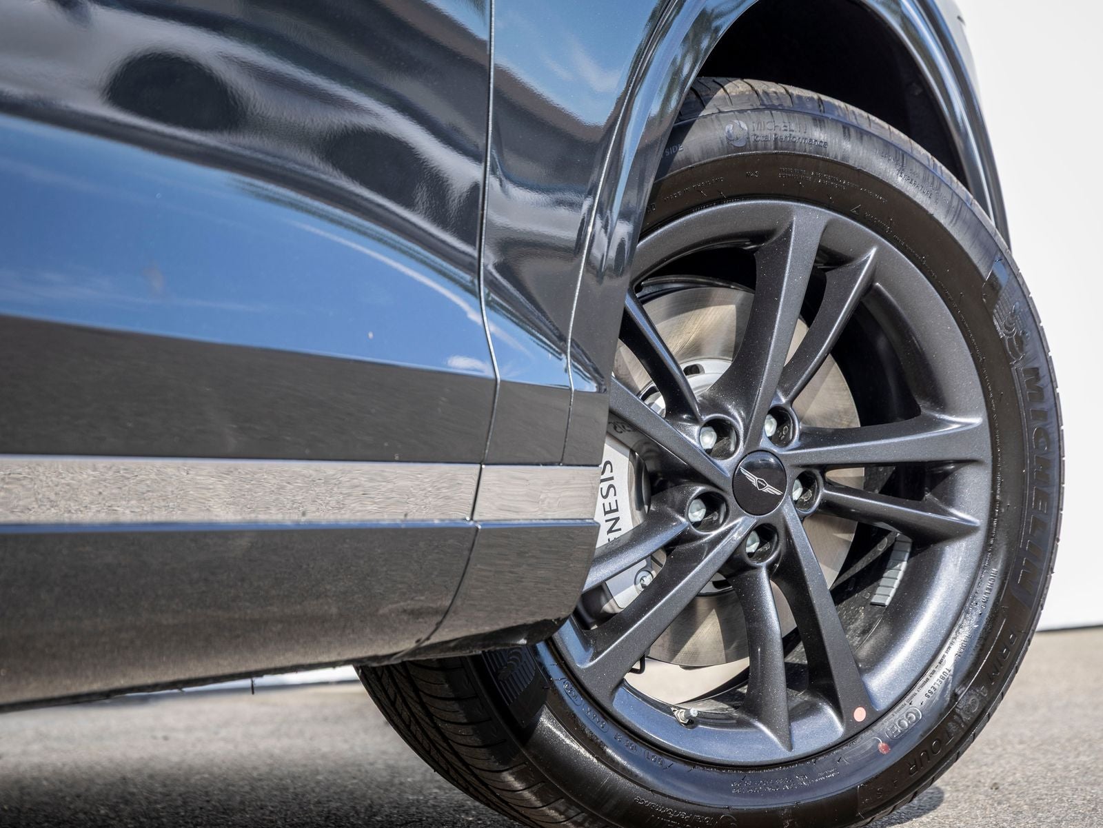 2027 Genesis GV70 2.5T Select