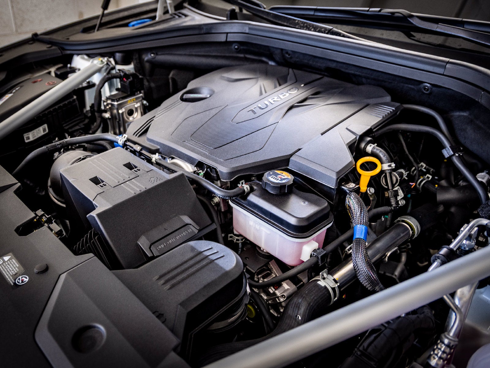 2027 Genesis GV70 2.5T Advanced