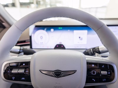 2027 Genesis GV70 2.5T Advanced