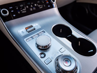 2027 Genesis GV70 2.5T Advanced