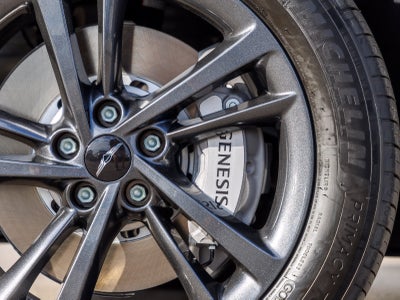 2027 Genesis GV70 2.5T Advanced