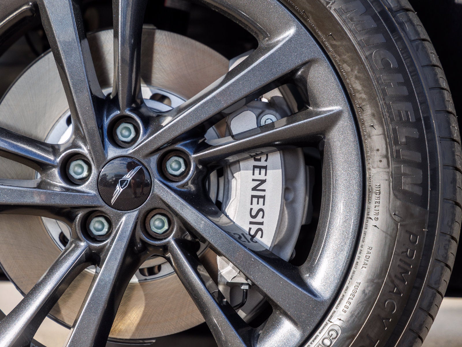 2027 Genesis GV70 2.5T Advanced