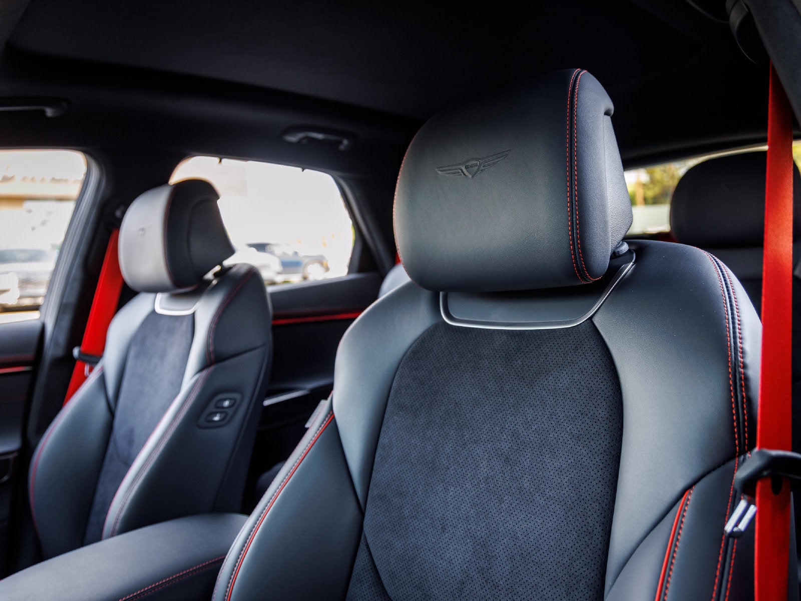 2027 Genesis GV70 3.5T Prestige Graphite