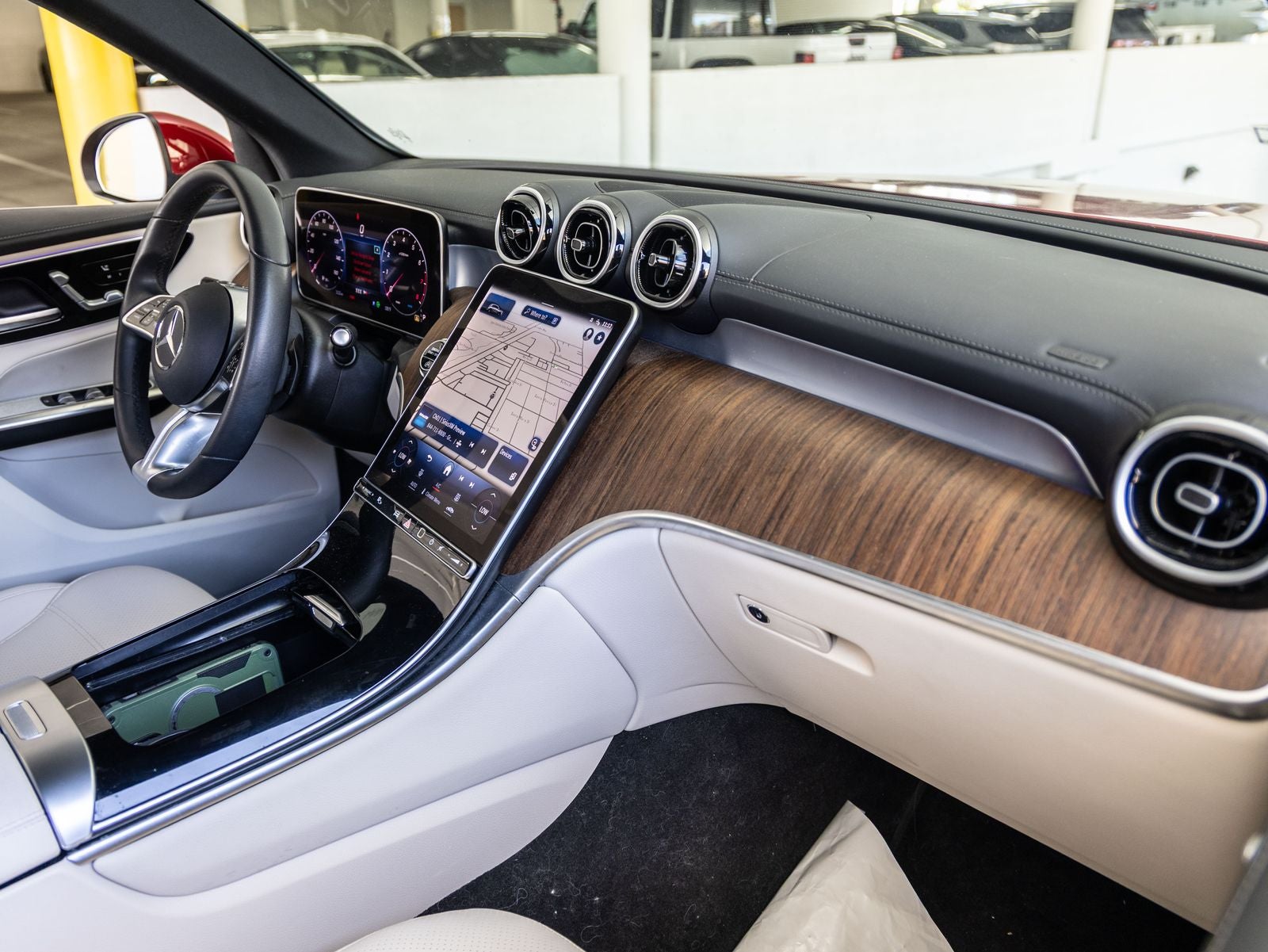 2024 Mercedes-Benz GLC GLC 300