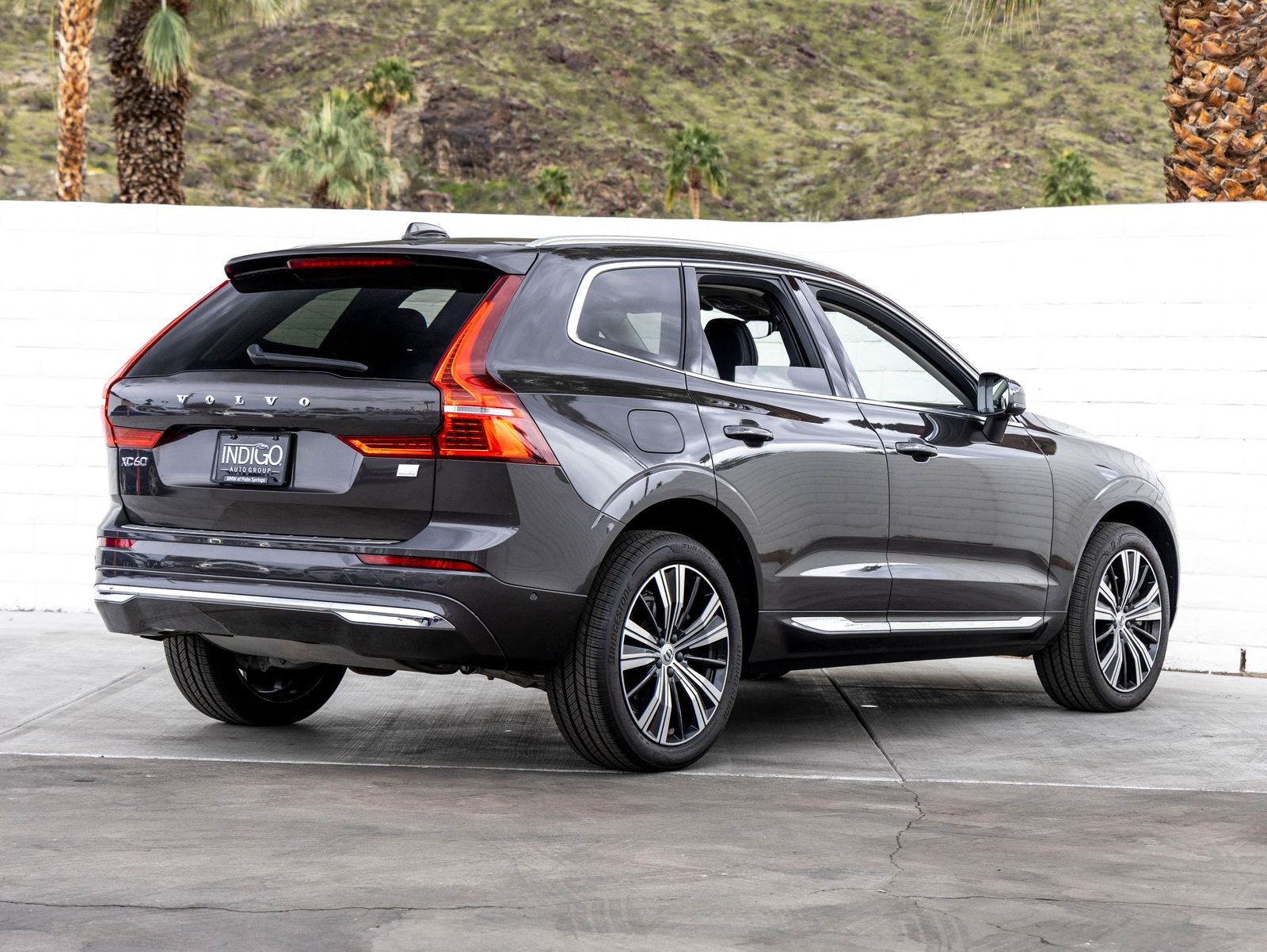 2022 Volvo XC60 Recharge Plug-In Hybrid T8 Inscription