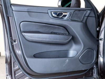 2022 Volvo XC60 Recharge Plug-In Hybrid T8 Inscription