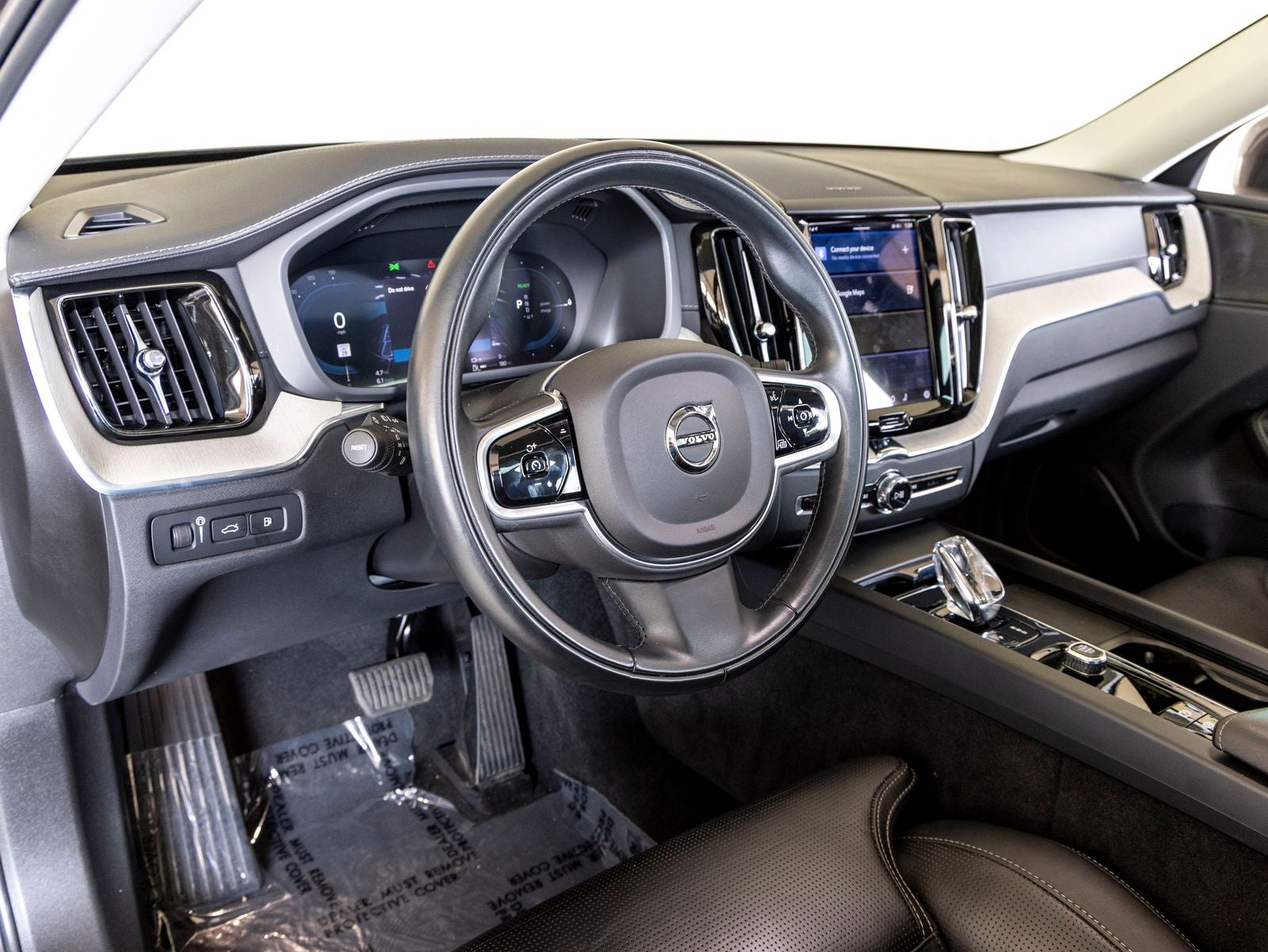 2022 Volvo XC60 Recharge Plug-In Hybrid T8 Inscription