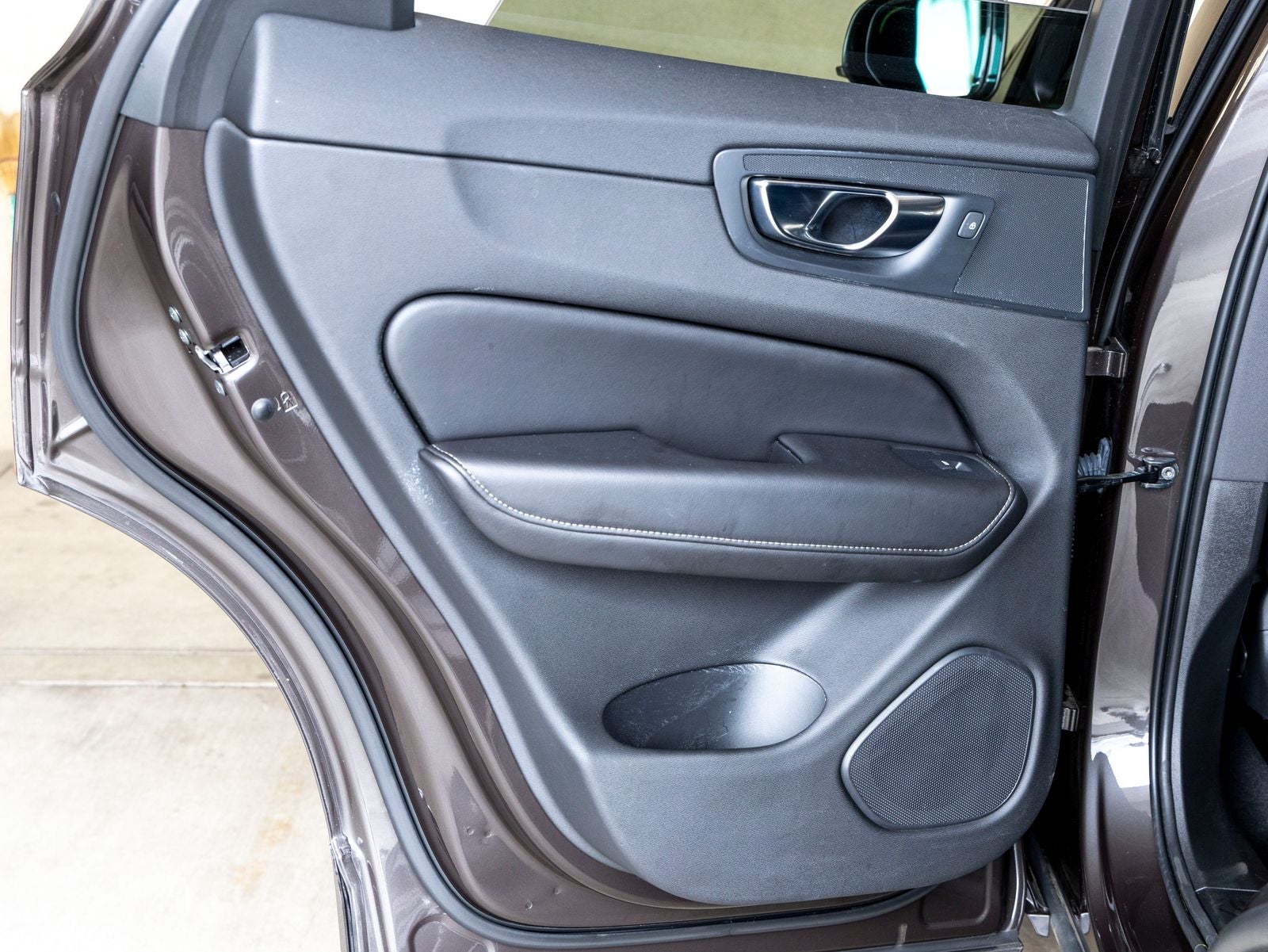 2022 Volvo XC60 Recharge Plug-In Hybrid T8 Inscription