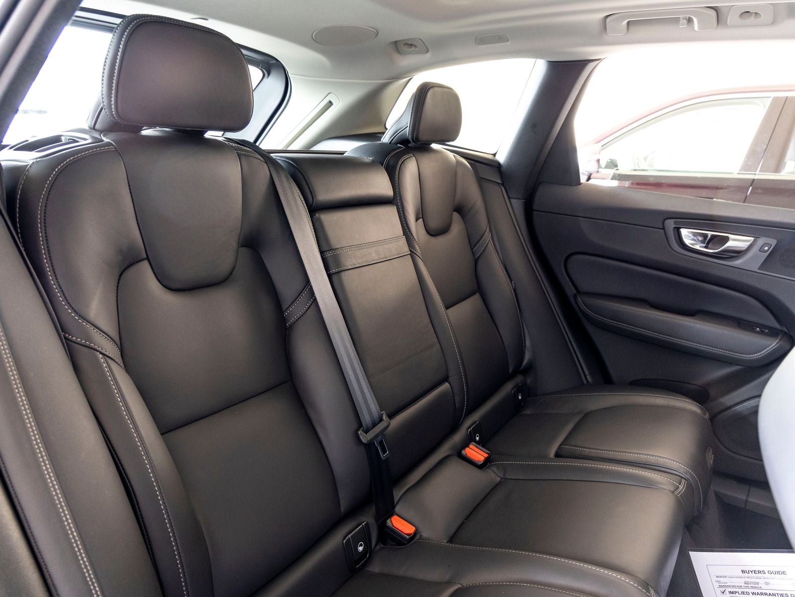 2022 Volvo XC60 Recharge Plug-In Hybrid T8 Inscription