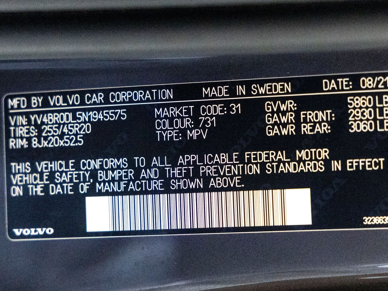 2022 Volvo XC60 Recharge Plug-In Hybrid T8 Inscription