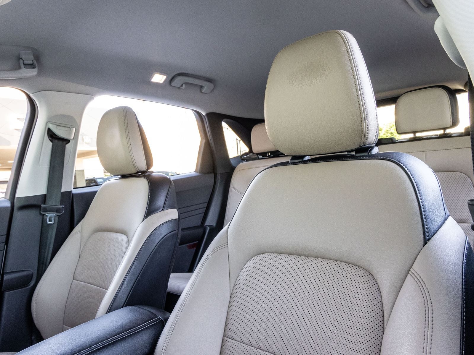 2022 Ford Escape Titanium Hybrid