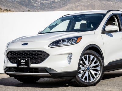 2022 Ford Escape Titanium Hybrid