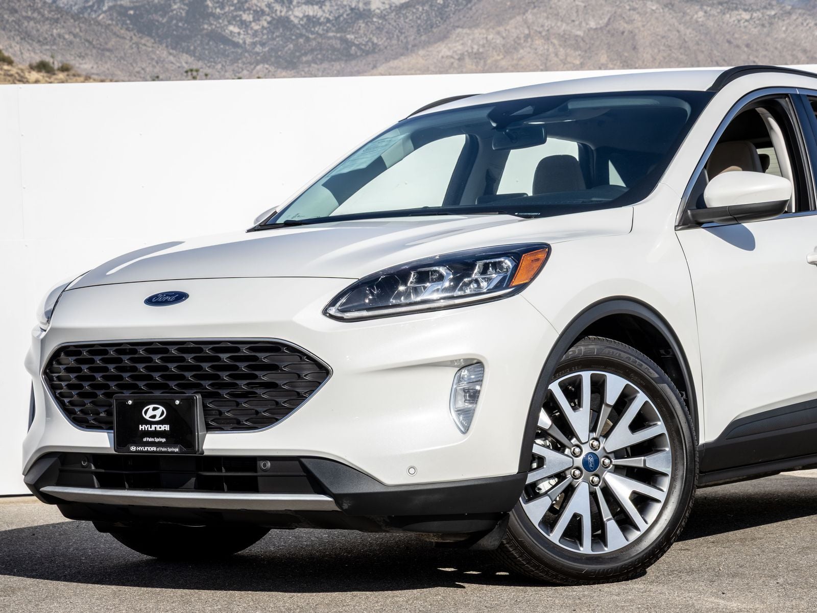 2022 Ford Escape Titanium Hybrid
