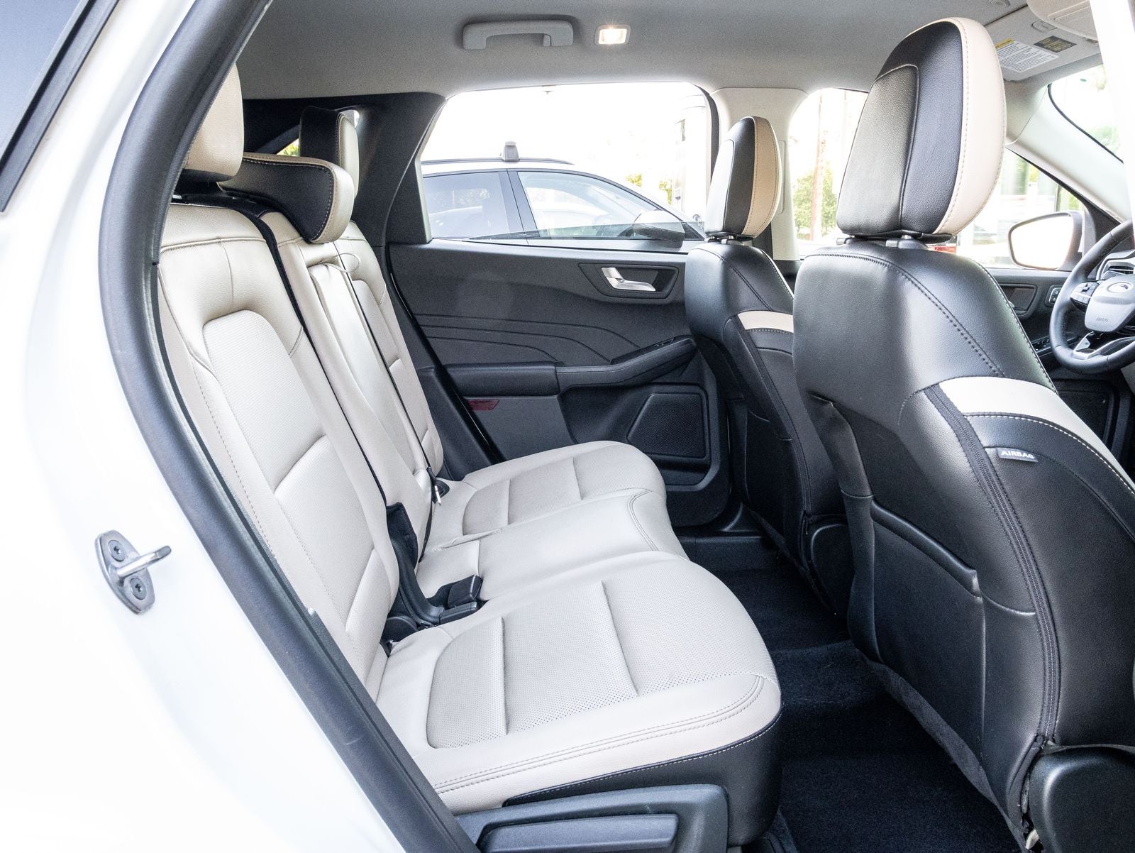 2022 Ford Escape Titanium Hybrid