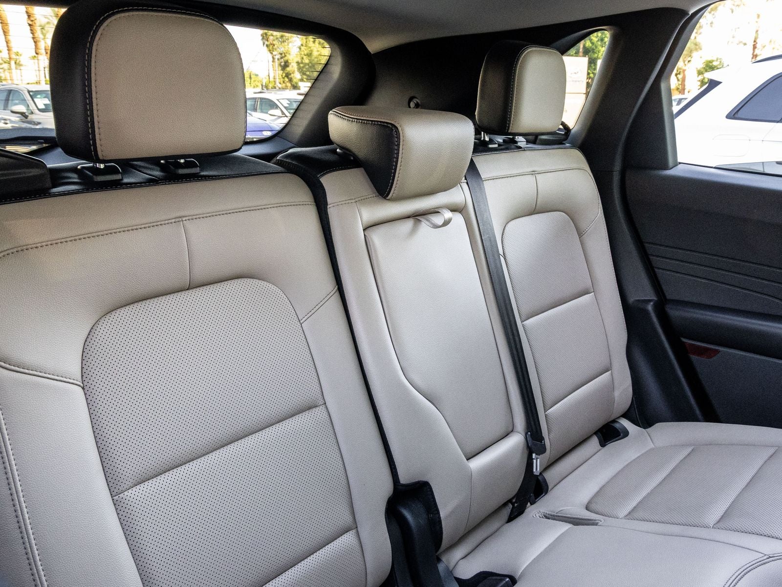2022 Ford Escape Titanium Hybrid