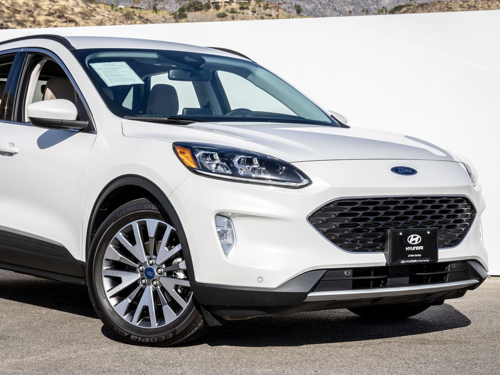 2022 Ford Escape Titanium Hybrid