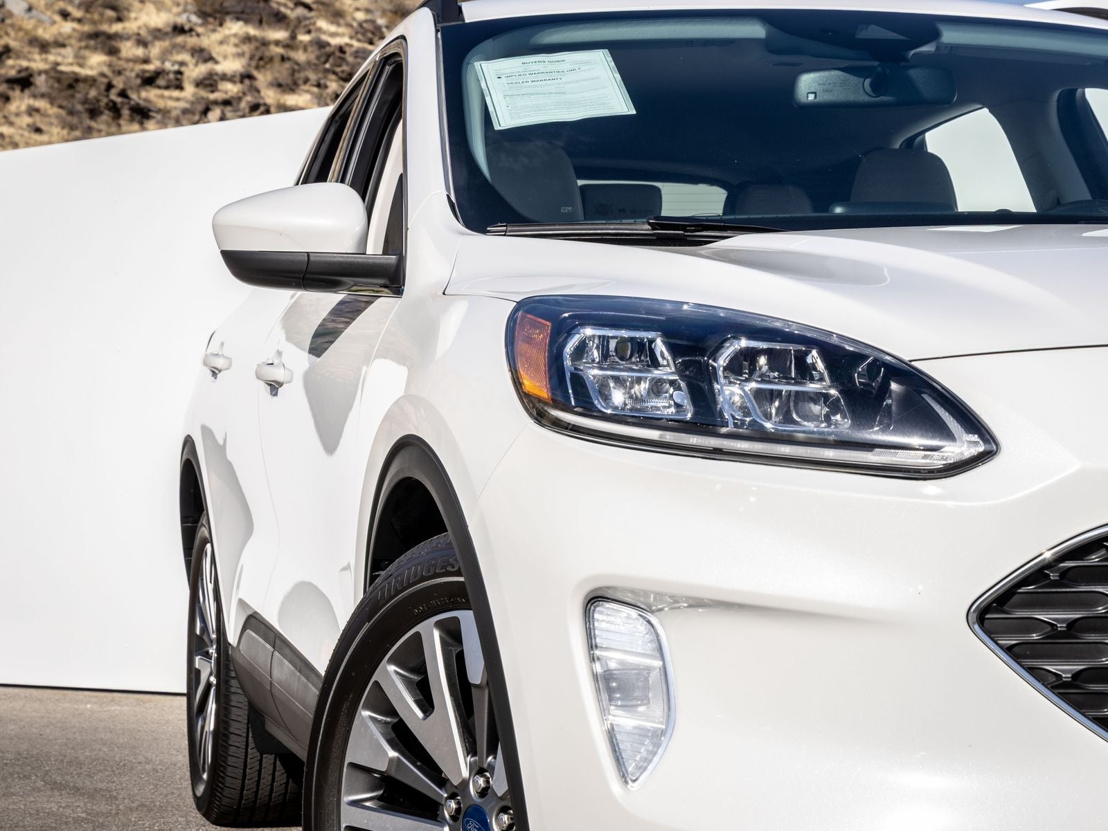 2022 Ford Escape Titanium Hybrid