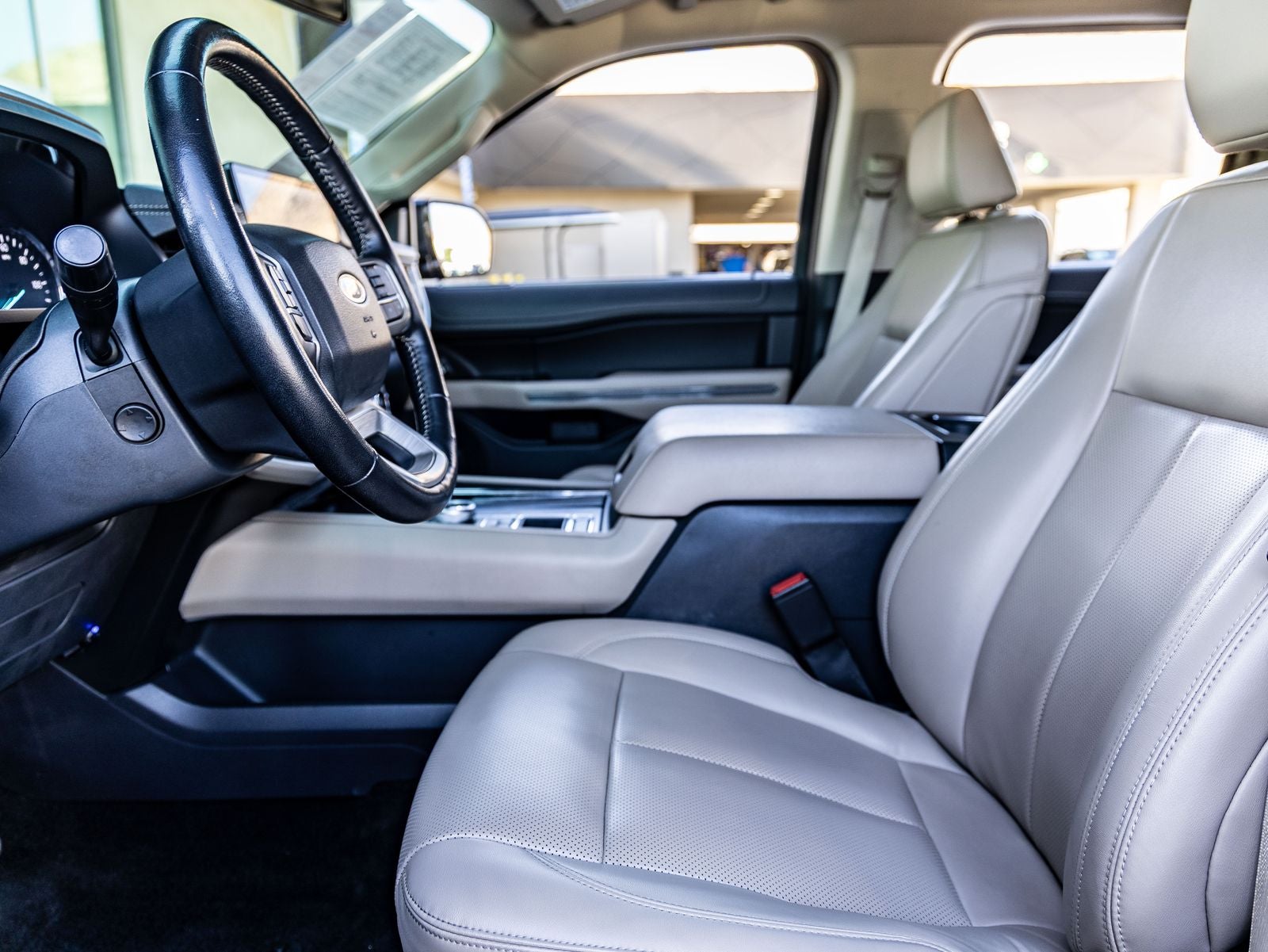 2022 Ford Expedition XLT