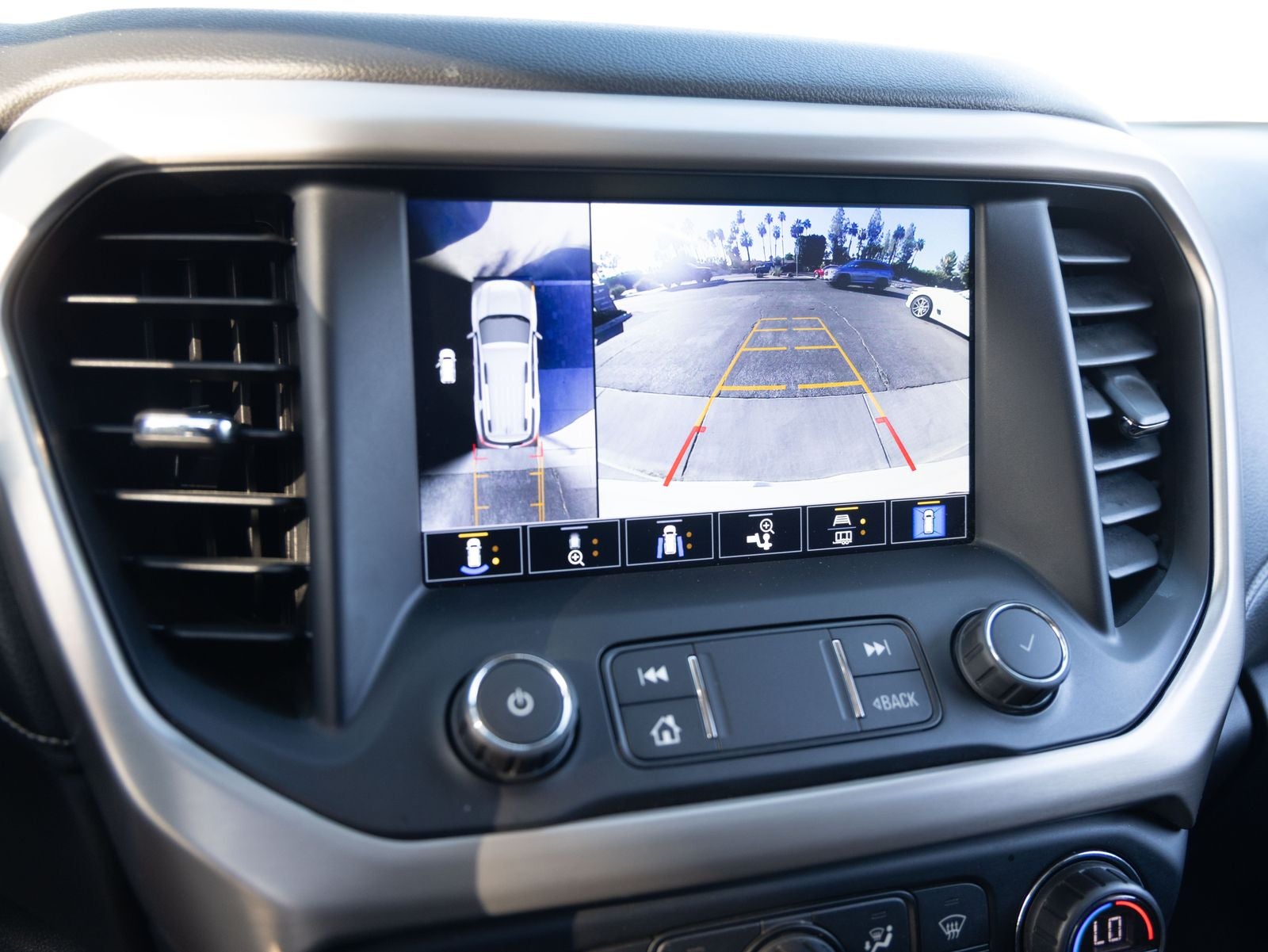 2021 GMC Acadia Denali