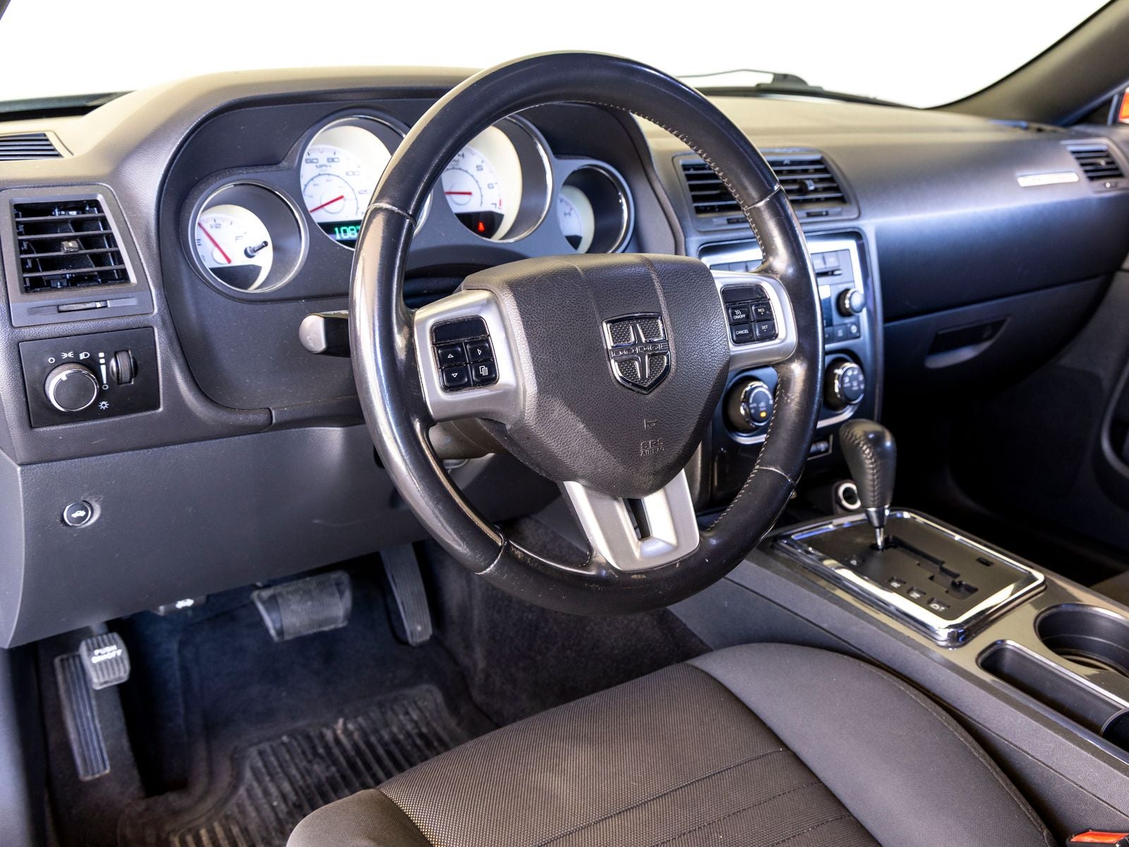 2012 Dodge Challenger SXT