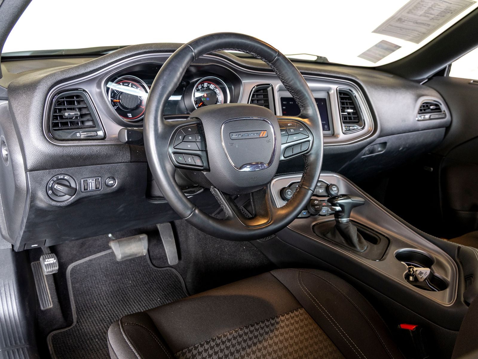 2023 Dodge Challenger SXT