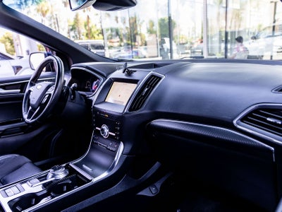 2020 Ford Edge ST