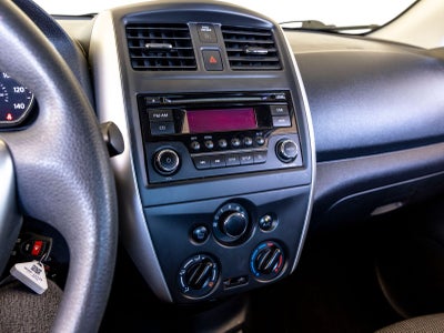 2016 Nissan Versa 1.6 SV