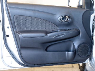 2016 Nissan Versa 1.6 SV