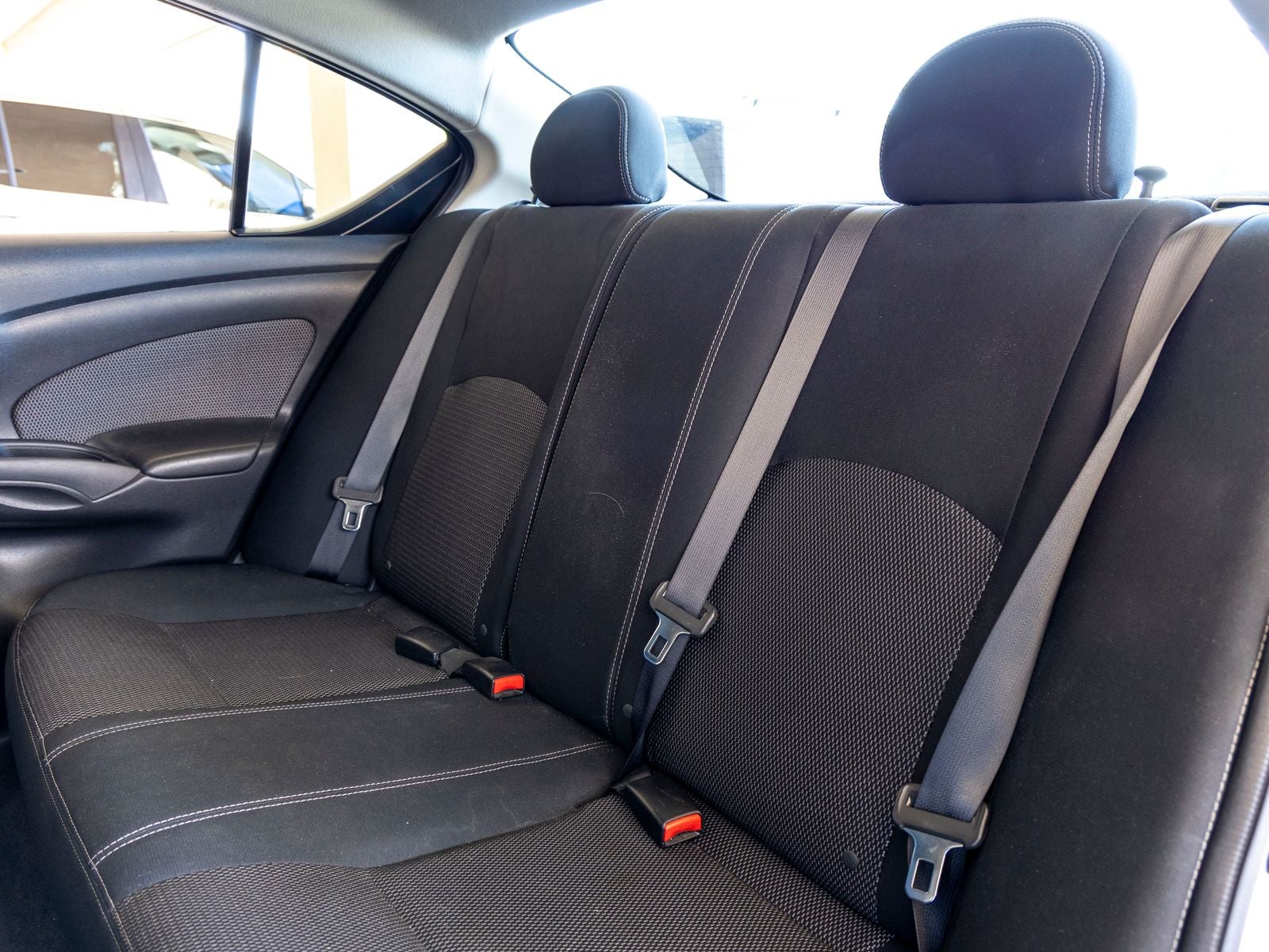 2016 Nissan Versa 1.6 SV