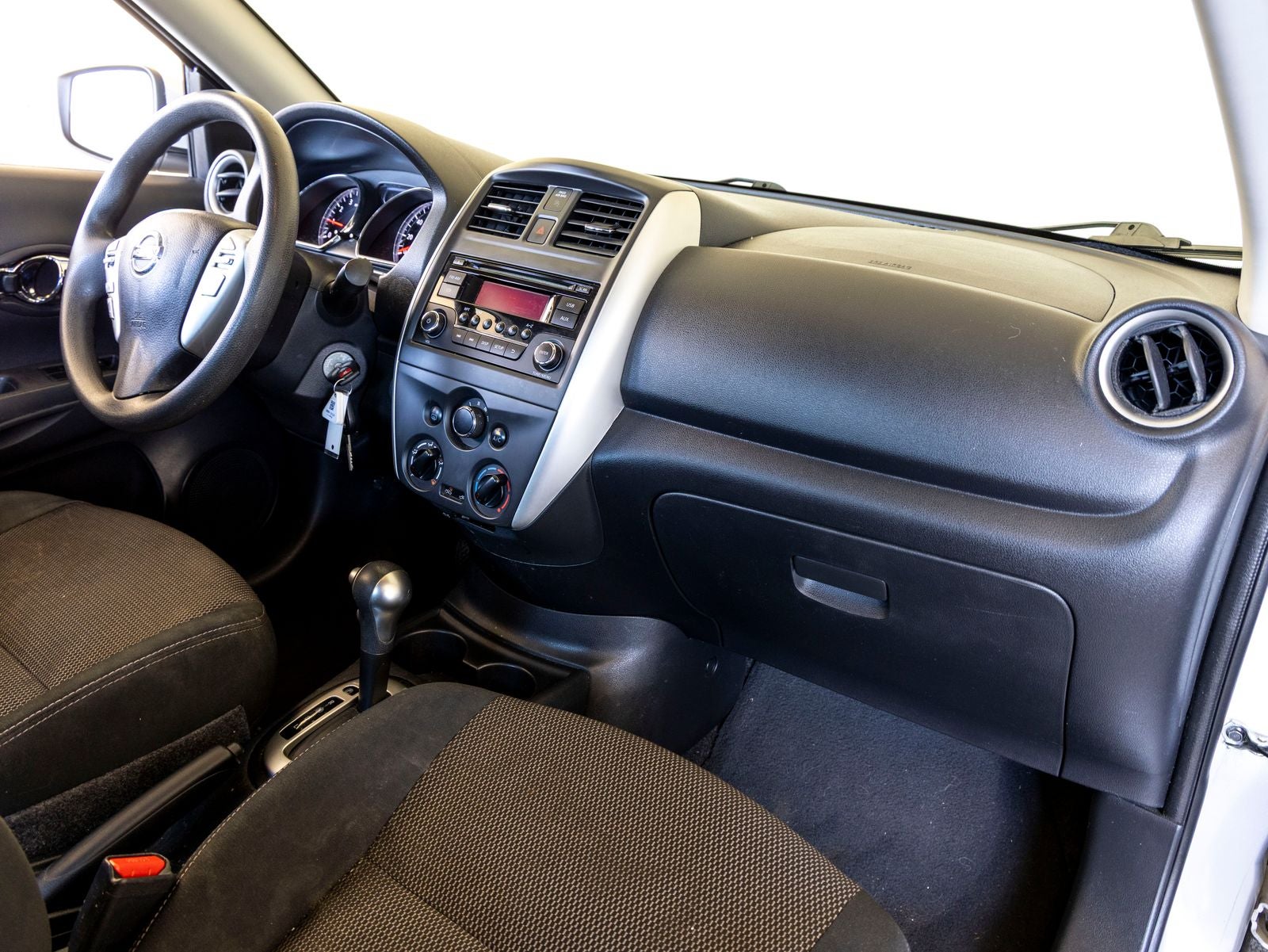 2016 Nissan Versa 1.6 SV