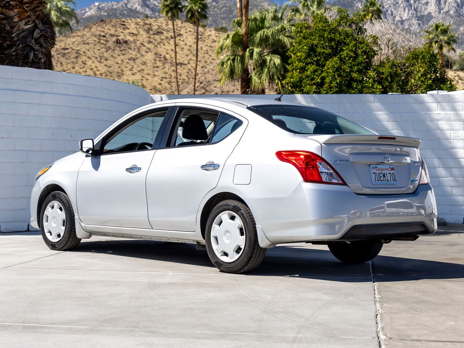 2016 Nissan Versa 1.6 SV