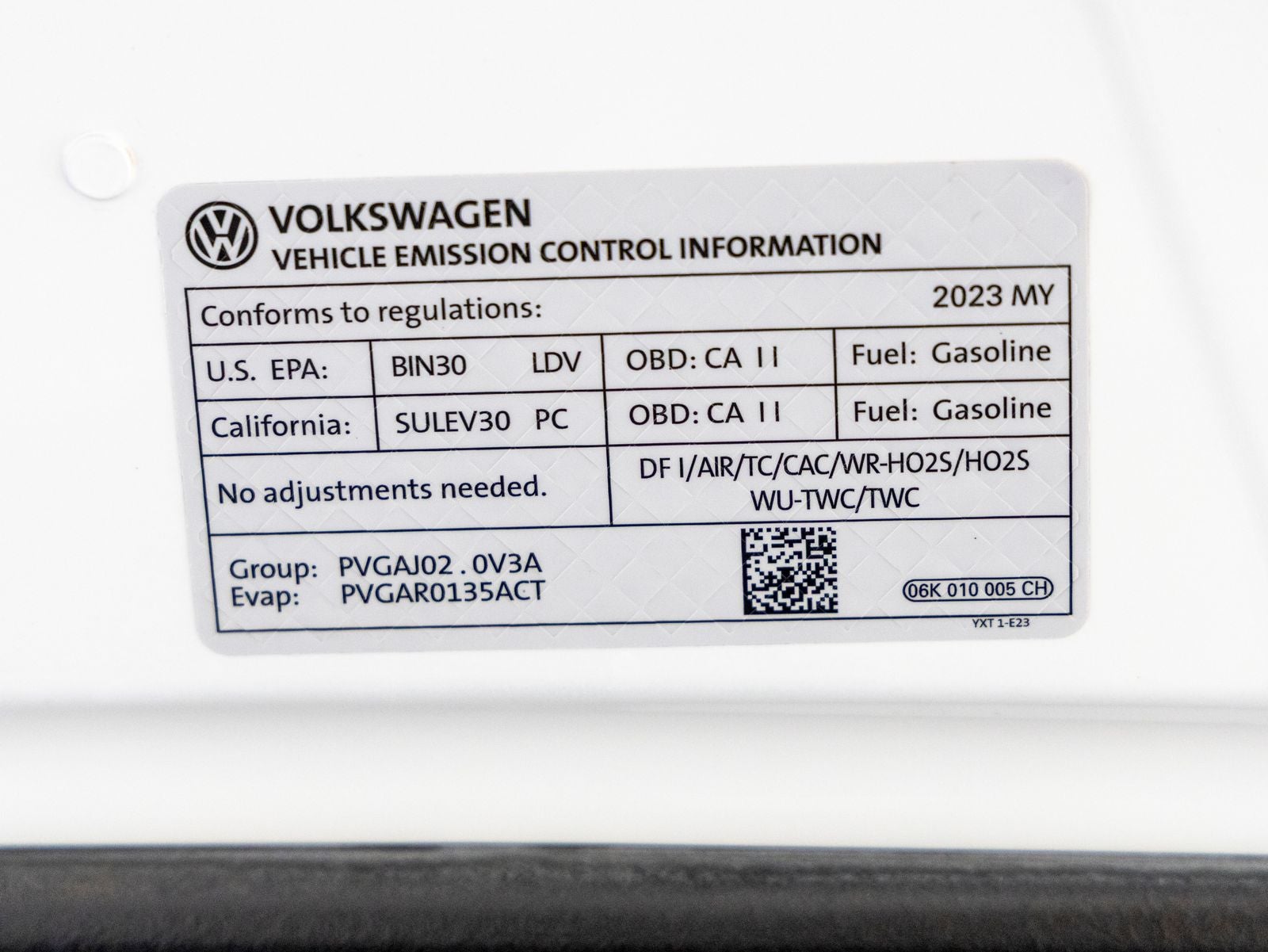 2023 Volkswagen Tiguan 2.0T SE R-Line Black
