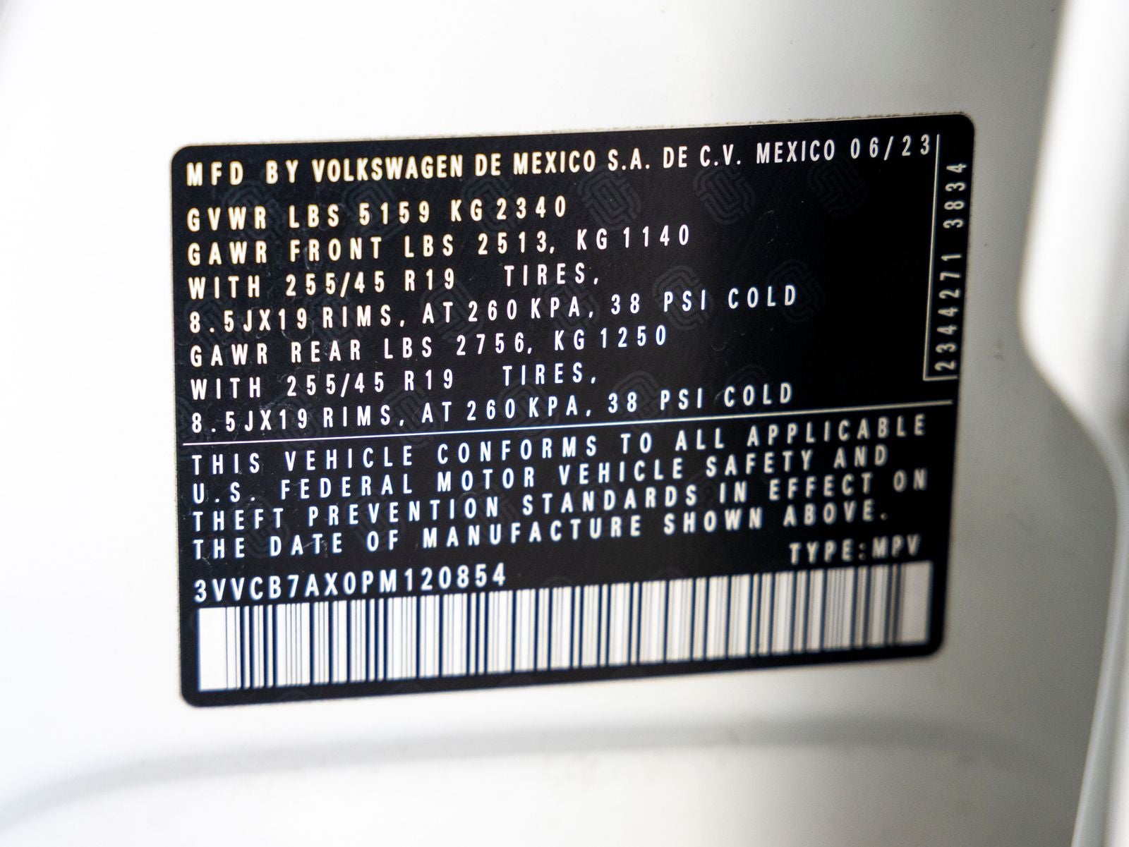 2023 Volkswagen Tiguan 2.0T SE R-Line Black