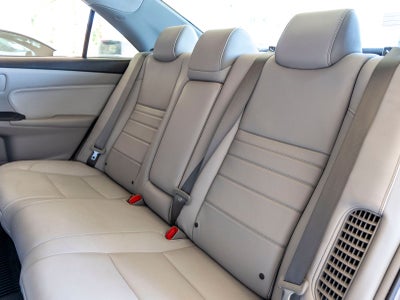 2016 Toyota Camry Hybrid XLE