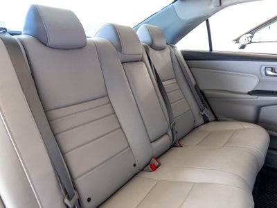 2016 Toyota Camry Hybrid XLE