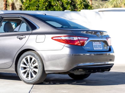 2016 Toyota Camry Hybrid XLE
