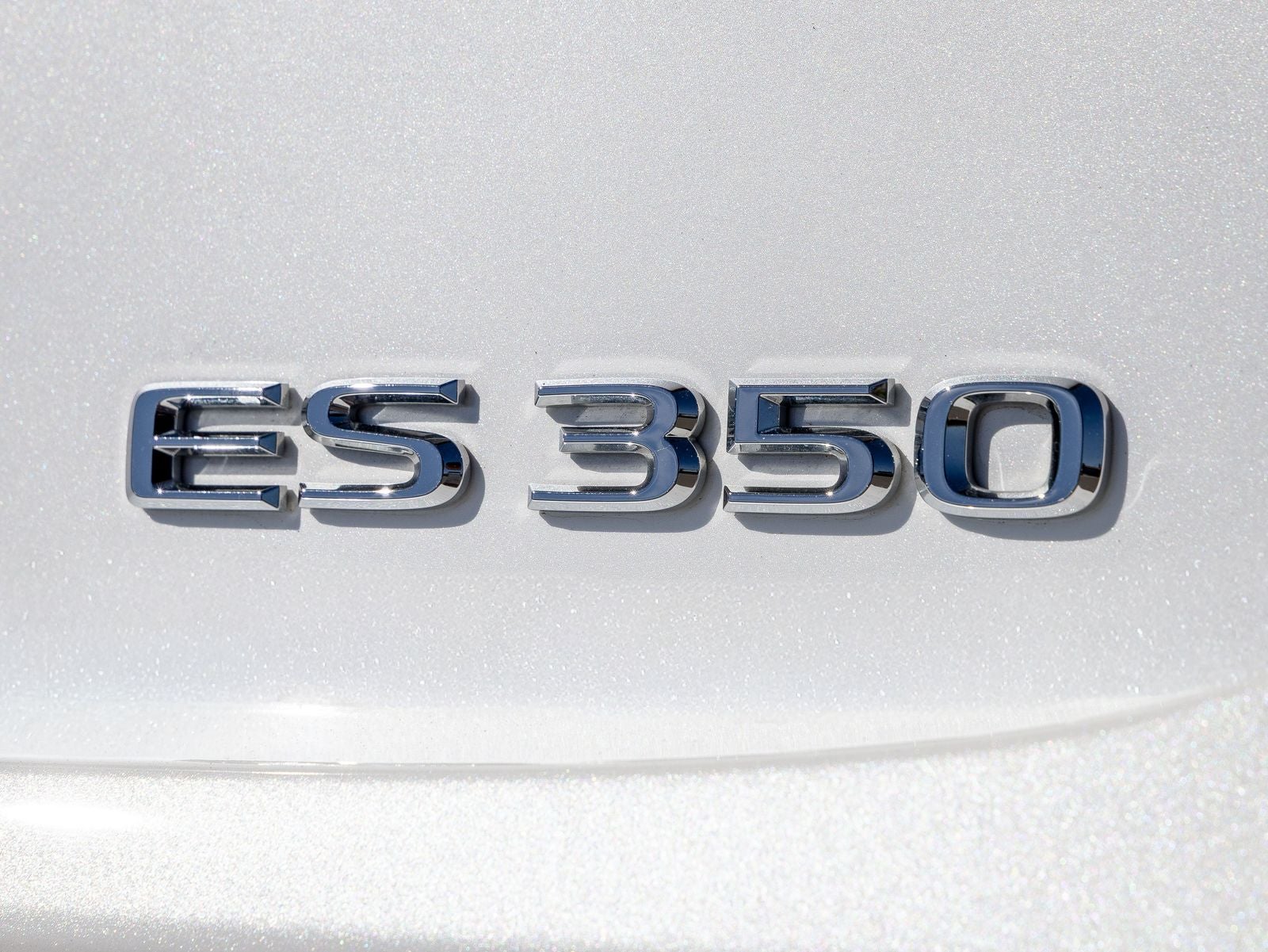 2022 Lexus ES 350 Luxury