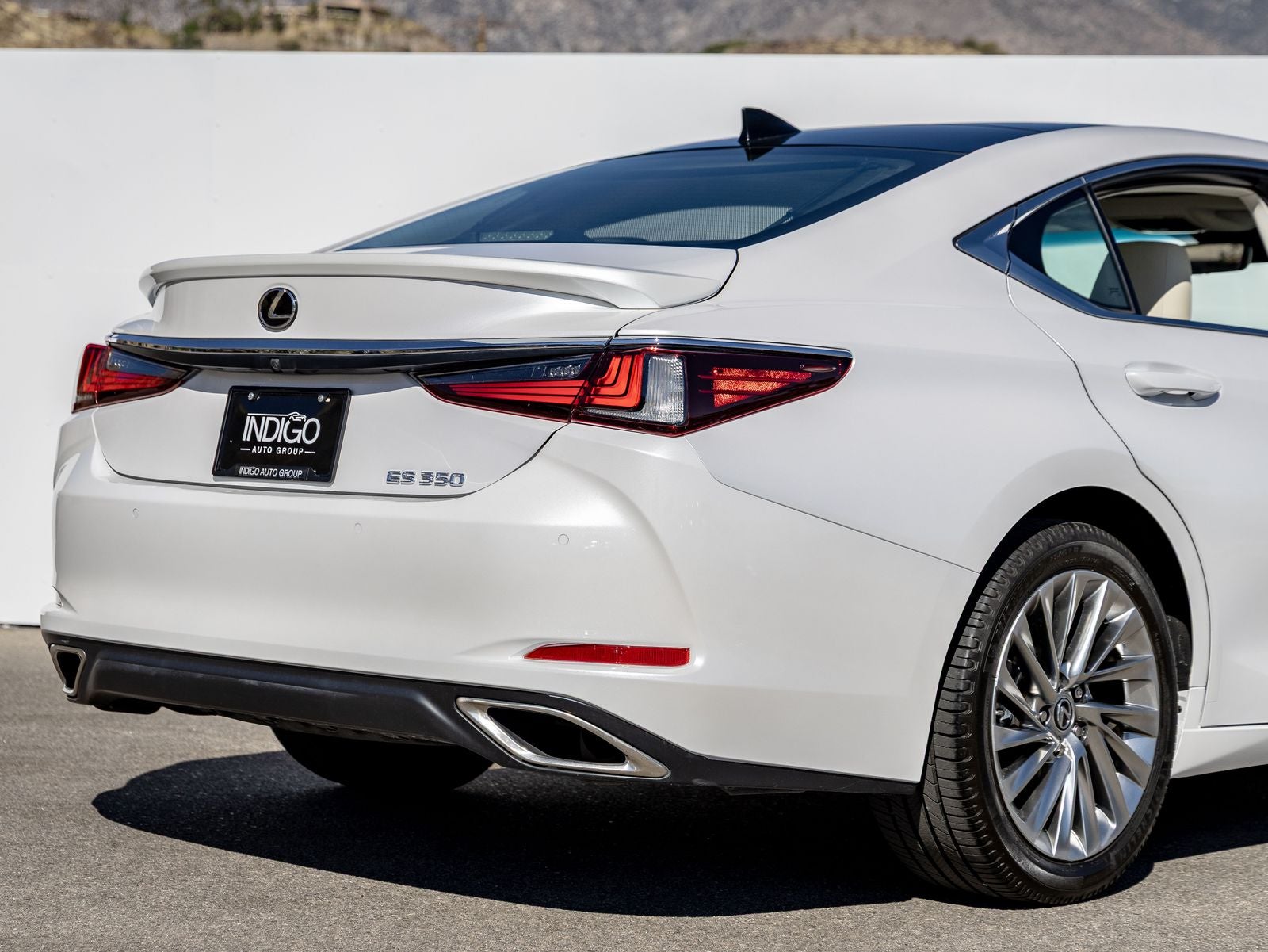 2022 Lexus ES 350 Luxury