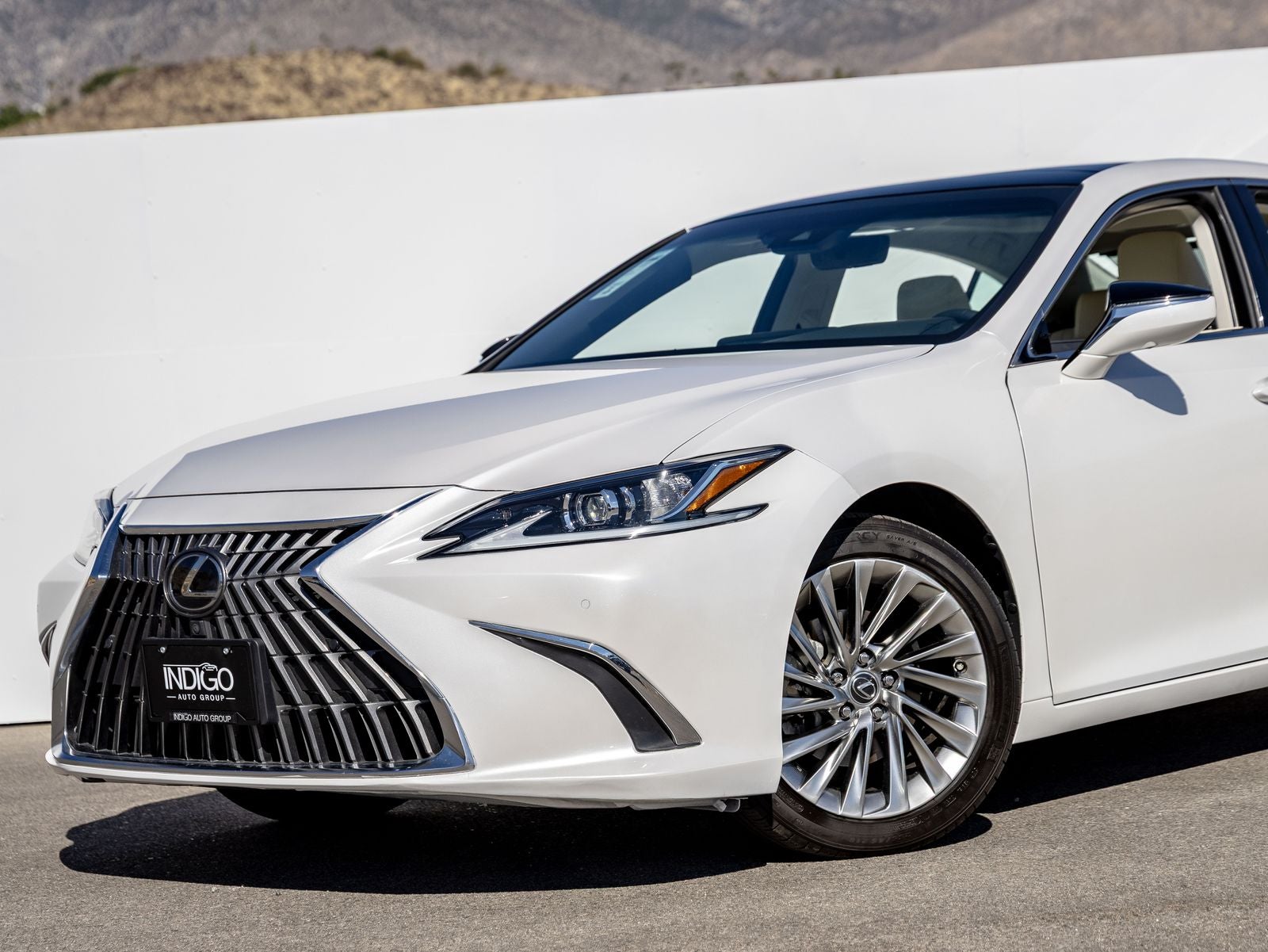 2022 Lexus ES 350 Luxury