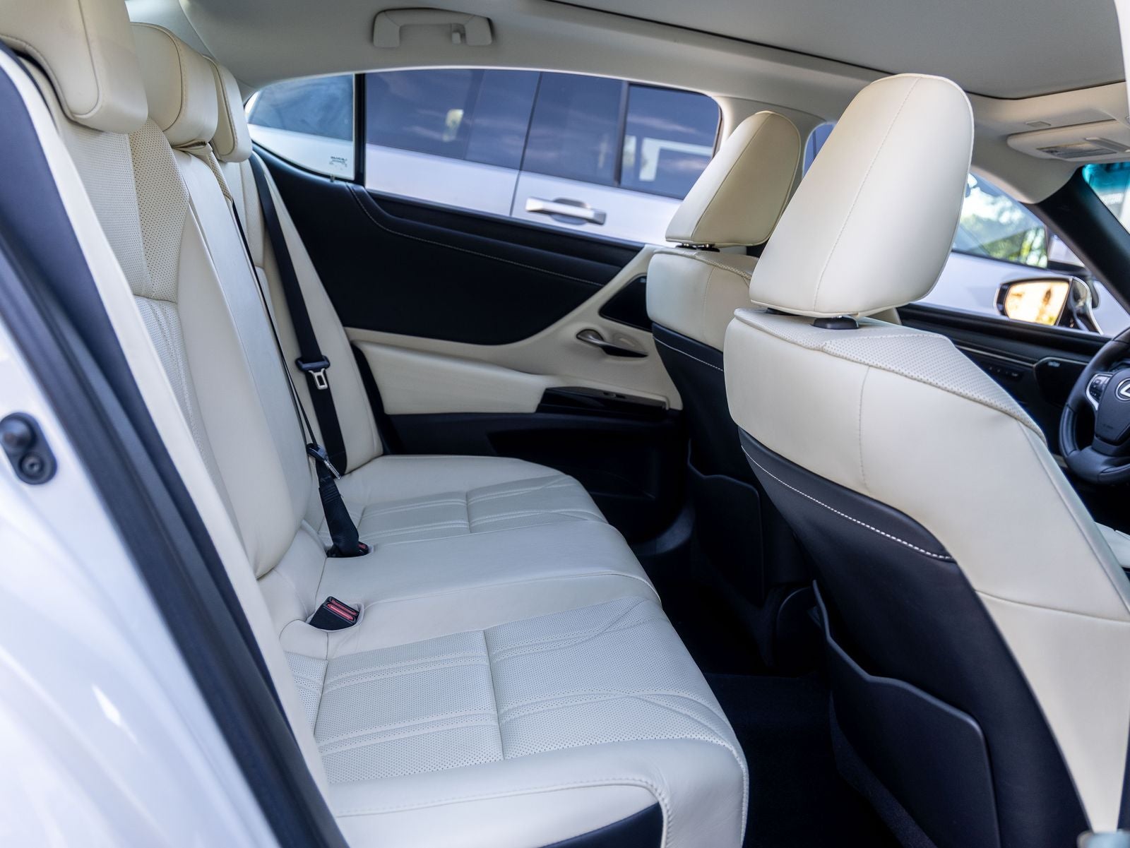 2022 Lexus ES 350 Luxury
