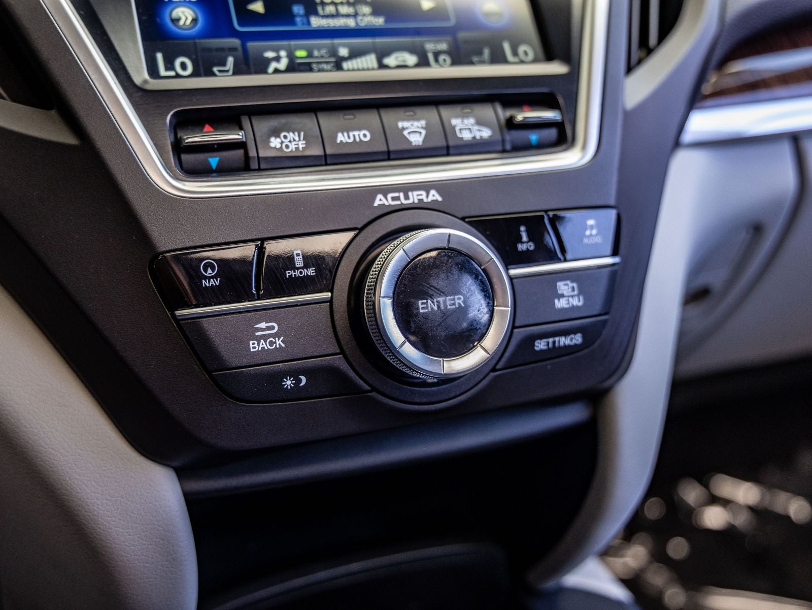 2017 Acura MDX 3.5L SH-AWD w/Technology Package